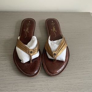 Reef Women’s Gold and Leather Sandals